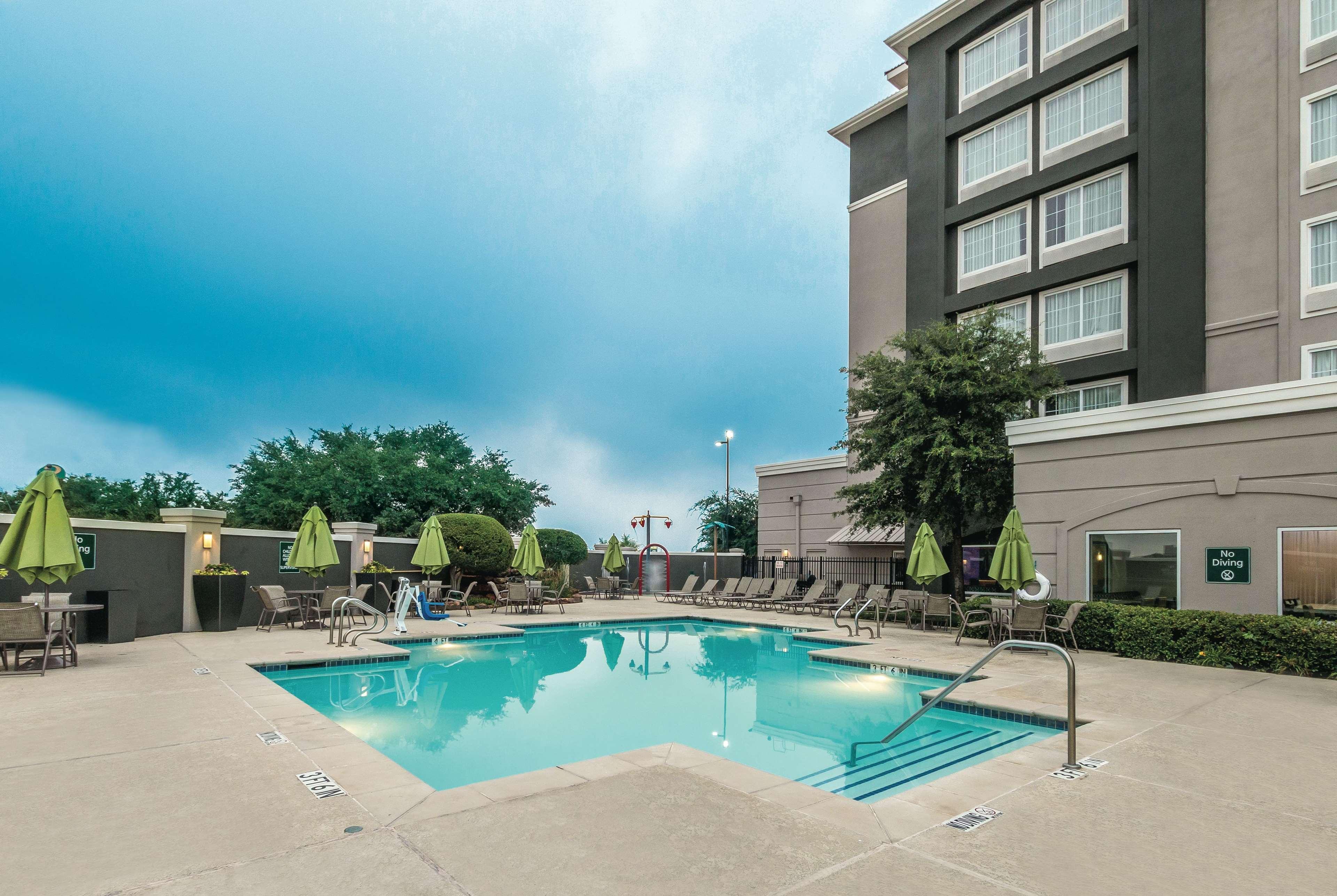 La Quinta By Wyndham Arlington North 6 Flags Dr Exterior foto