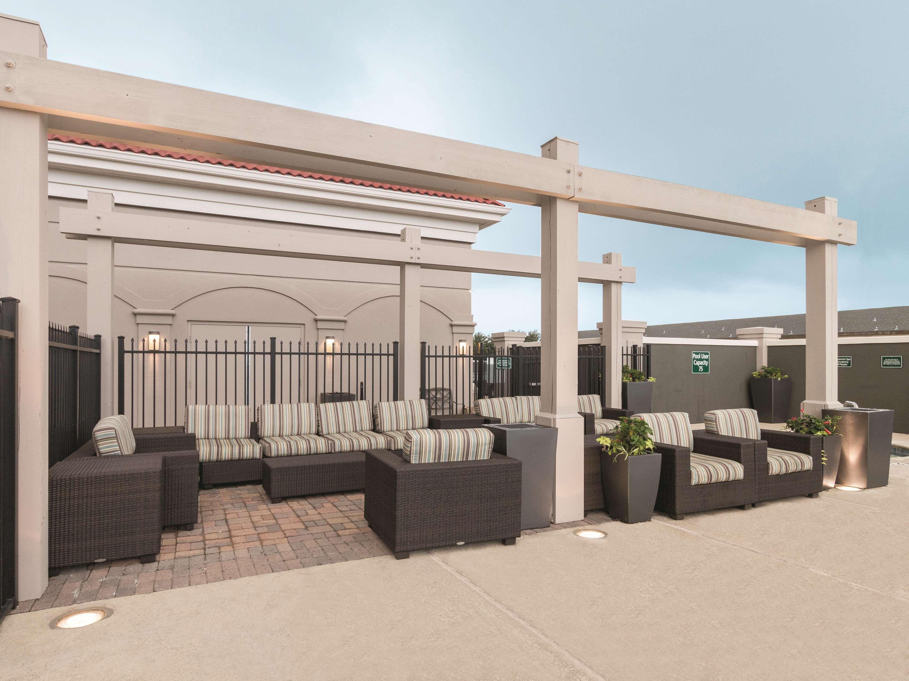 La Quinta By Wyndham Arlington North 6 Flags Dr Exterior foto