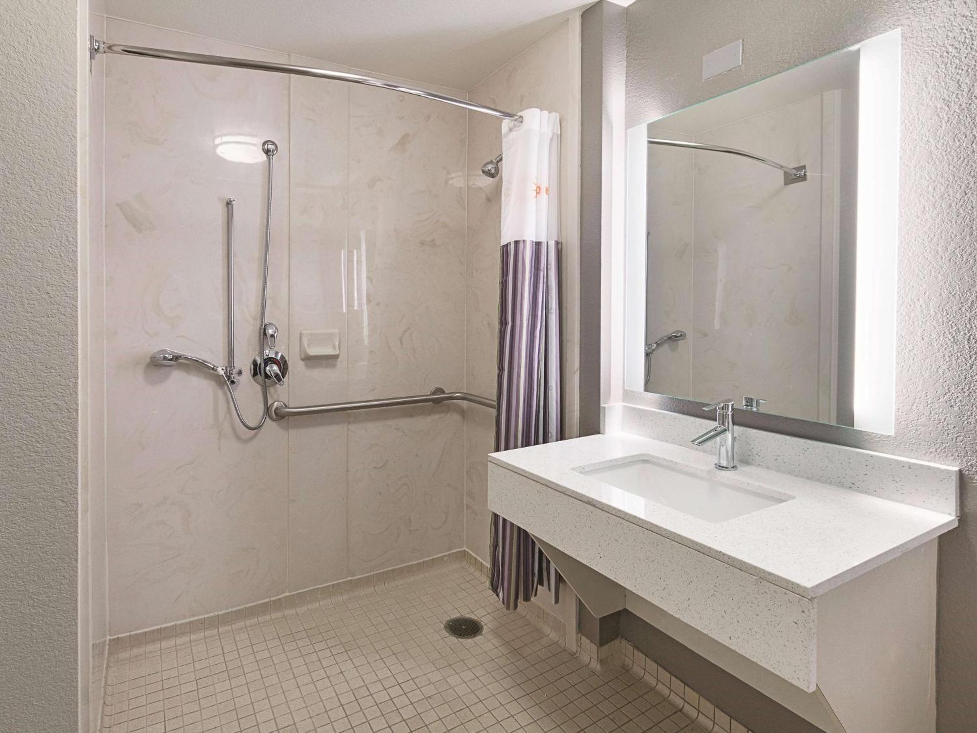 La Quinta By Wyndham Arlington North 6 Flags Dr Exterior foto